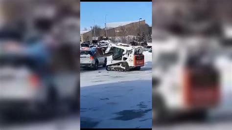 skid steer vs police car|Man took boss’s Bobcat, went on a ‘rampage’ at Home Depot, .